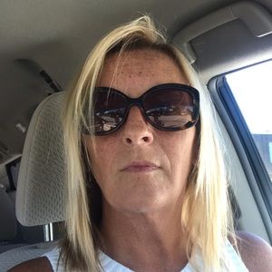 Meet your Posher, Marie